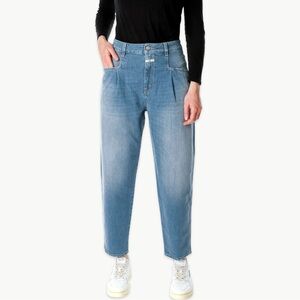 Closed Pearl High Waist Tapered Jeans Size 28 Mid Wash Blue Cropped Minimal